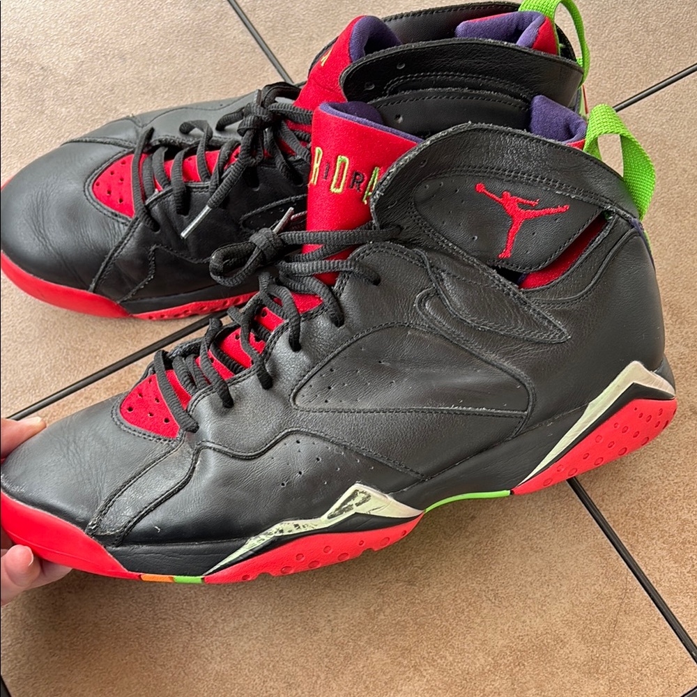 Jordan Men’s Retro Marvin the Martian Black Red Sneakers-13 - Picture 2 of 12